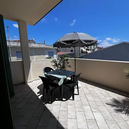 Una Terrazza Al Sole Daire *